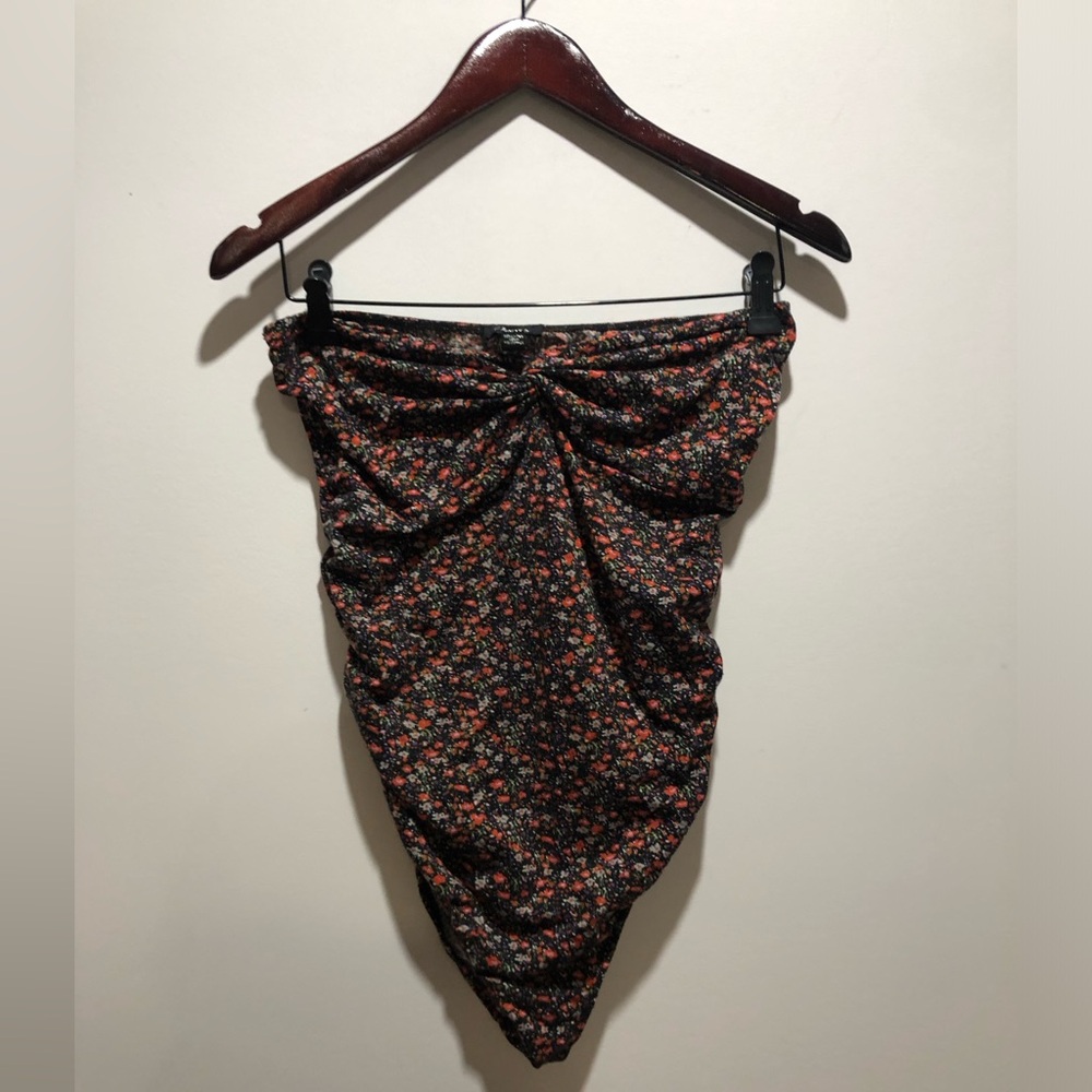 UK2LA Black floral bodysuit